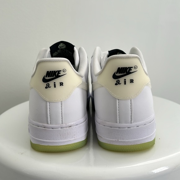Nike Air Force 1 Have a Nike Day Glow in the Dark - Picture 3 of 6